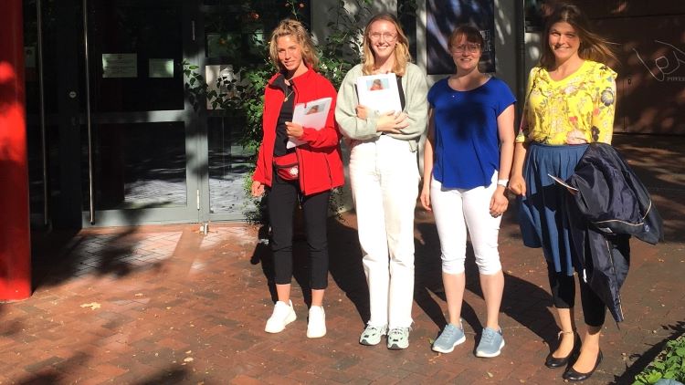 Waren beim Willkommenstag in Hildesheim dabei (v.l.): Angelika Burchard, Johanna Kopp, Jill Katharina Werner und Doreen Grüttner-Bornemann. | Foto: Caritas