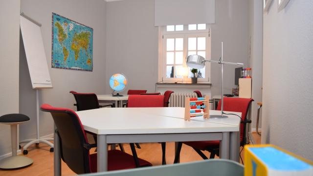 Die ehemalige Kaplanswohnung im Haus St. Georg wurde für das FamilySchooling neu eingerichtet und soll beim gemeinsamen Lernen auch Geborgenheit vermitteln. | Foto: Broermann / cps